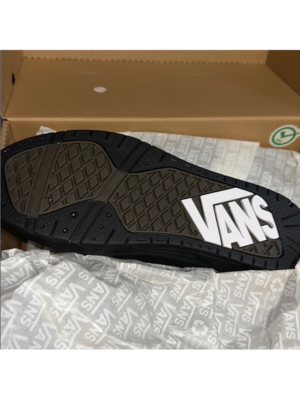 Vans - Picture 4 of 8